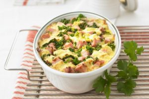 potato-gratin-with-cabbage-and-ham-517072